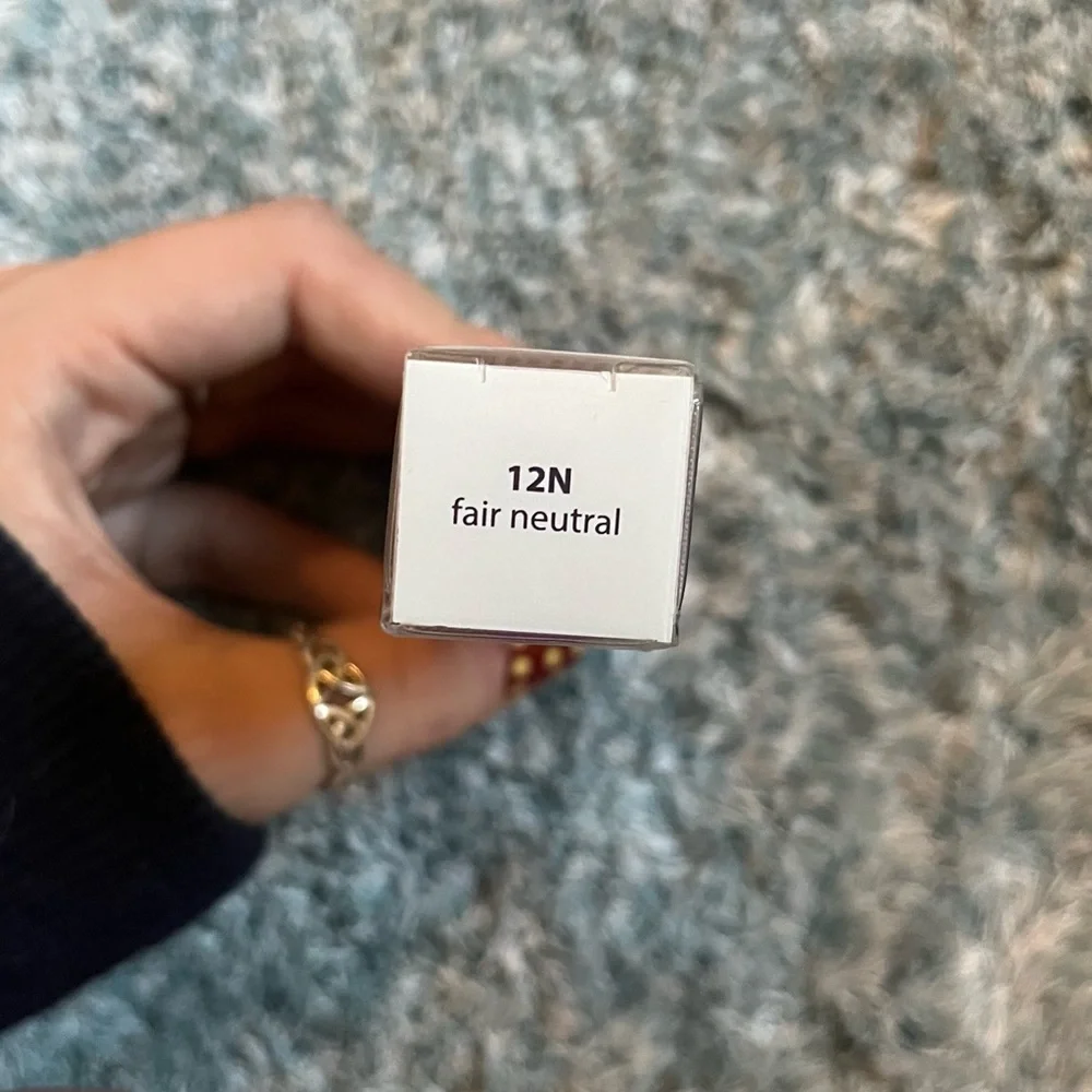 tarte shape tape concealer - 12n fair neutral